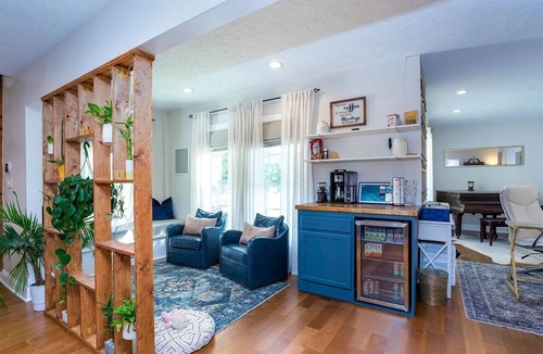 Barboursville House | Charming home where you can enjoy "Small Town Living" close to everything