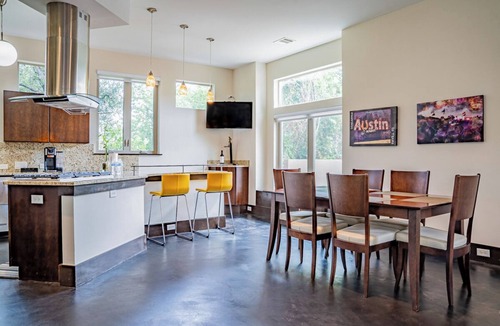 Swede Hill House | Charming Modern Home - Close to everything DT, UT!