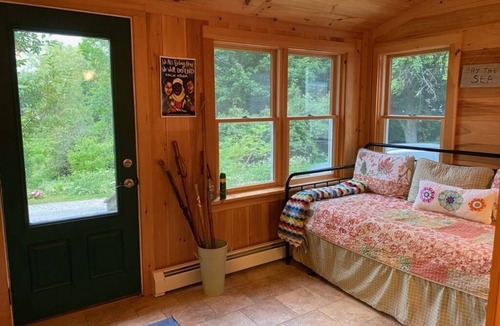 Sandy Point House | Charming Sandy Point Home