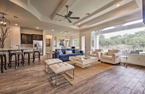 Spring Branch Villa | CHATEAU RIVIERE