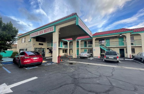 Southwest Anaheim Hotel | Chester Inn Motel