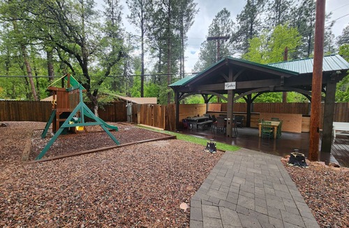 Christopher Creek Cabin | Christopher Creek Cabins - Cabin 6