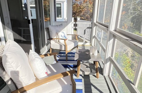 Blue Hill House | Coastal Getaway near Acadia 3BR/3BA with Ocean Views, Beach Access and Sleeps 6!