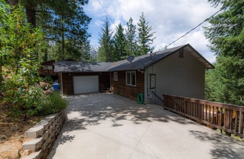 Kelseyville House | Cobb Mountain Chalet Main Floor