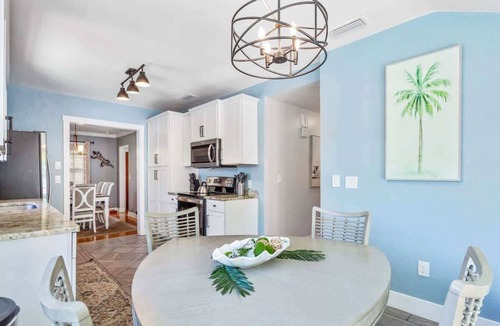Bay Esplanade House | Coconut Beach House, Private Pool Home