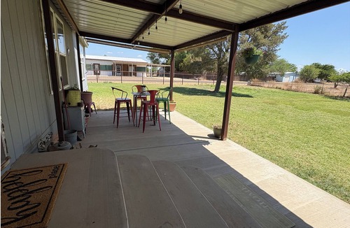 Logan House | Come find your Ute-opia at this amazing house in Logan, right by Ute Lake!