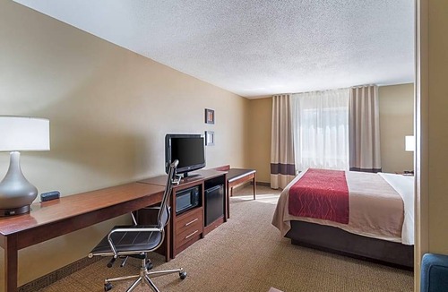 Barboursville Hotel | Comfort Inn Barboursville near Huntington Mall area