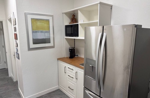 Clarkdale House | Comfortable Nature bedroom, Shared Newley Remodeled Space in tranquil Clarkdale