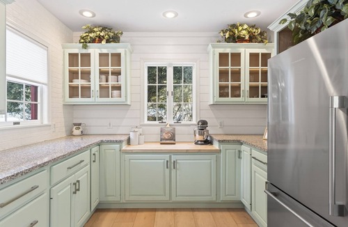 Thomaston Other | Completely renovated modern farmhouse dog friendly large lawn beautiful field