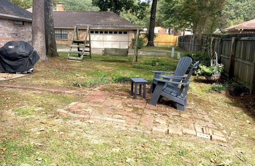 Texarkana House | Convenient to everything; sleeps 10