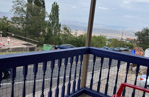 Jerome Apartment | Copper Room: Million Dollar Views of Sedona, Verde Valley, & San Francisco Peaks