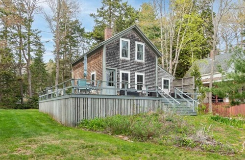 Bayville Cottage | Cottage in Boothbay Harbor - Dock Access, Tennis, Linekin Bay