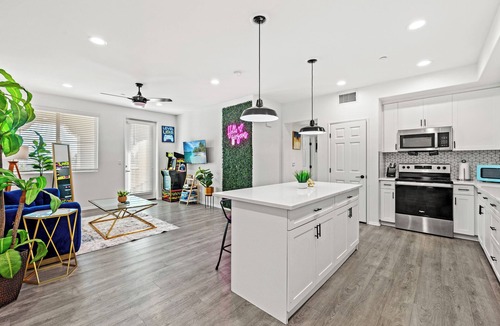 Placentia Apartment | Cozy 3BR Apartment - Mins to Disney + Arcade