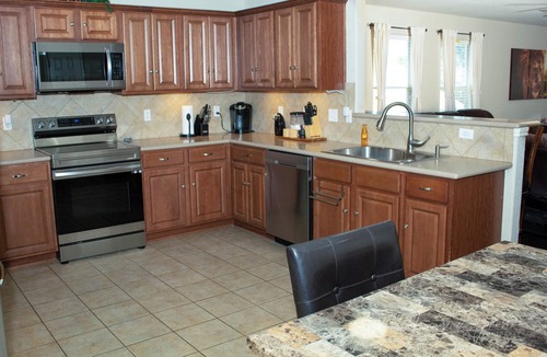 Converse House | Cozy 4BR Retreat Near Randolph AFB & Ft Sam