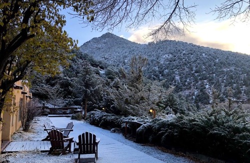 Arroyo Seco Condo | Cozy Adobe Condo near Taos Ski Valley - Hacienda de Valdez