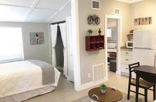 Downtown Dunedin Apartment | Cozy Apartment Overlooking Downtown and Park NO KIDS, NO PETS