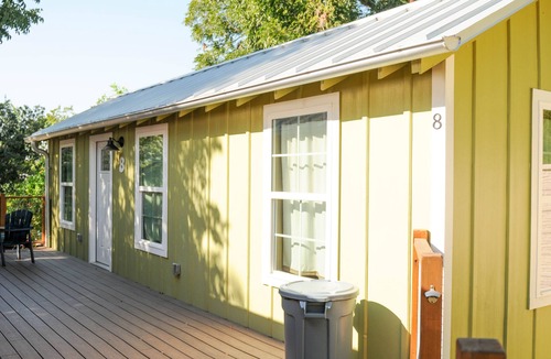 New Braunfels Cabin | Cozy Cabin near the Comal River-Cabin #8- Outdoors Theme. Walk to Wurstfest