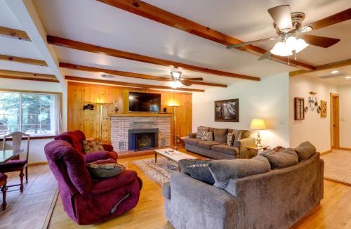 Pine House | Cozy Cabin on 1 Acre in Premier Pine Neighborhood