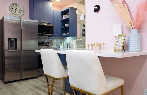 Spring Branch House | Cozy Luxe Casita | Spa Shower Deer Wine Vibes