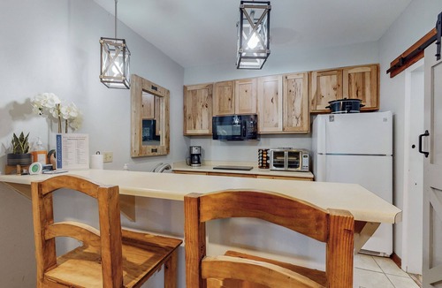 Angel Fire Condo | Cozy ski in ski out studio in Angel Fire!