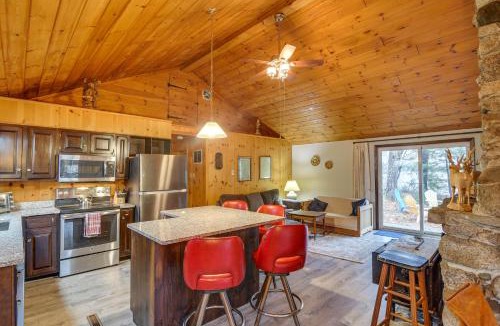 West Poland House | Cozy Thompson Lake Cabin w/Boat Dock & Launch