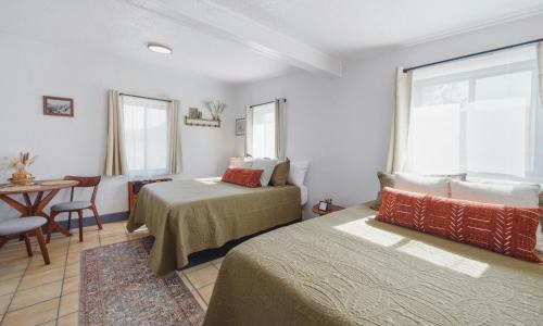 Truth or Consequences House | Dam Site Lodging