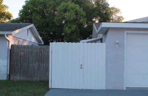 Regency Park Apartment | Delightful 1-bedroom studio with AC in Port Richey