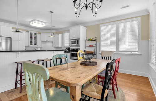 Wrightsville Beach House | Dockside. A Sound front home with boat slip in the heart of WB!