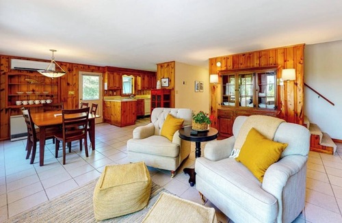 New Harbor House | Dog-friendly beach house with WiFi, private washer/dryer, deck, beautiful views