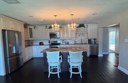 Apollo Beach House | Dog friendly pool home in Apollo Beach
