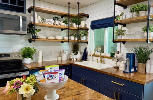 Downtown Dunedin House | Downtown Dunedin Retreat w/Backyard & Grill