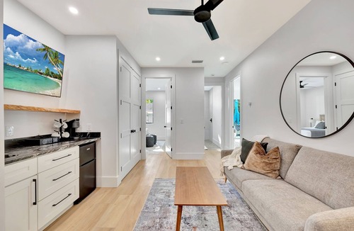 Dunedin House | Downtown Gem w/Fenced Yard & Grill - Main St