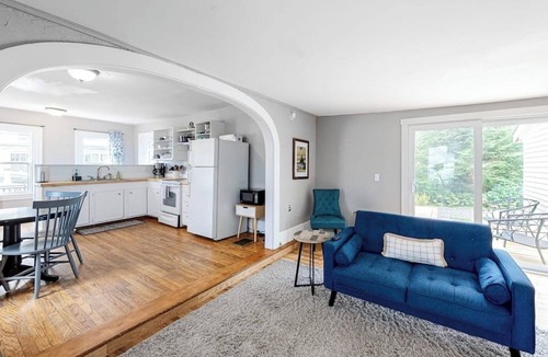 Castine House | Downtown Getaway w/Full Kitchen & Furnished Porch - Walk to the Beach/Harbor