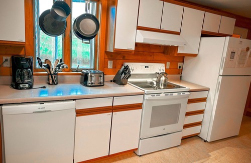 Trenton Apartment | Eco-friendly butterfly haven, waterview, pets, near Acadia National Park