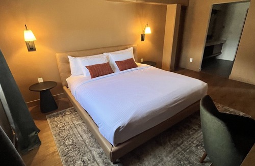 Paradise Hills Civic House | El Verde Inn