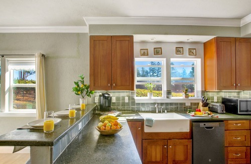 Windsor House | Elegant Vineyard Living at a Private Wine Country Estate