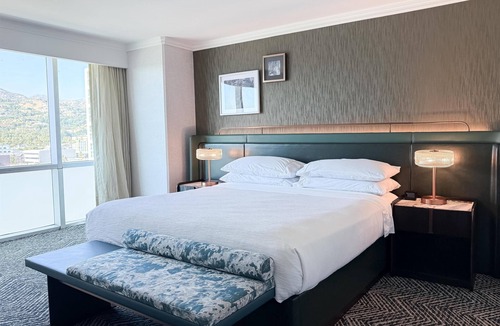Downtown Hotel | Embassy Suites Los Angeles - Glendale