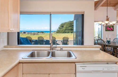 Sea Ranch House | Enjoy Ocean Views at Sea Ranch Delight!