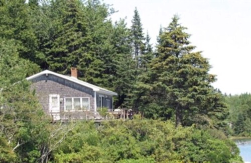 Spruce Head Cottage | Enjoy the views at the Rackliff Island Causeway Cottage