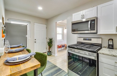 Near North Valley House | Entire Duplex | Hot Tubs + Fire Pit | Sleeps 12