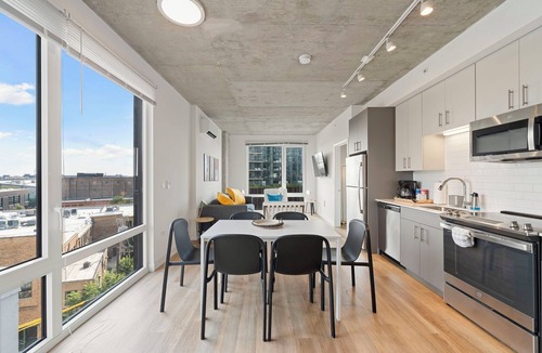 River North Hotel | ENVITAE Hotel | 2 Bedroom Luxury Apartments