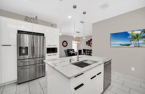 Crescent Lakes Villa | EV 5334 - 4 Bed 3 Bath Home with Screened-in Pool, Games Room, Kids Bedrooms