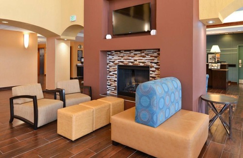 Westside Hotel | Everything You Need For The Perfect Vacation! Indoor Pool, Pets Are Welcome!