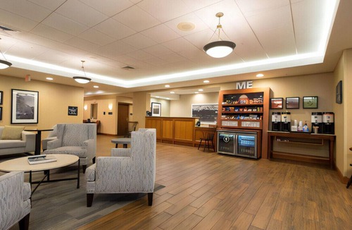 Waterville House | Experience Haven of Luxury w/ Superior Comfort