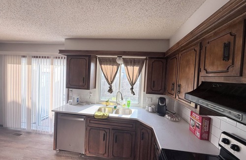Wichita House | Fabulous 4-bedroom townhome with AC in vibrant Wichita