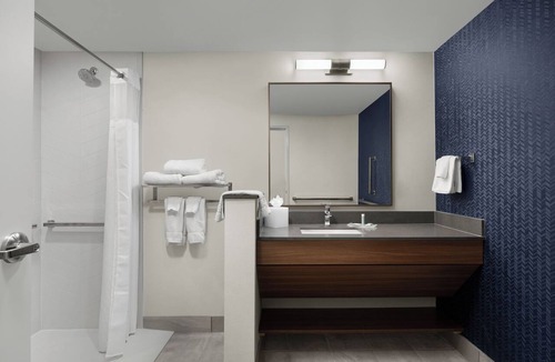 Beckley Hotel | Fairfield By Marriott® Inn & Suites Beckley