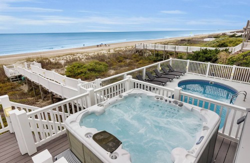 Emerald Isle House | FALL DISCOUNTS, OCEANFRONT HOME, 6 BR, 5 BA, POOL, HOT TUB, ELEVATOR, GAME ROOM