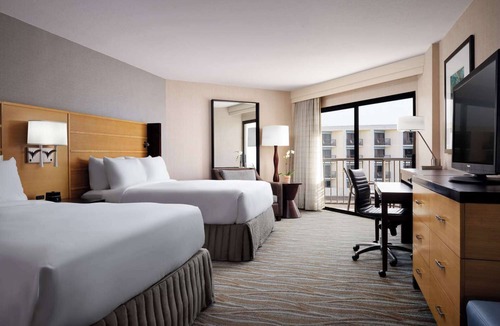 South Redondo Hotel | Family-Friendly Stay! 4 Large Units, Pets Allowed, Close to South Bay Ocean