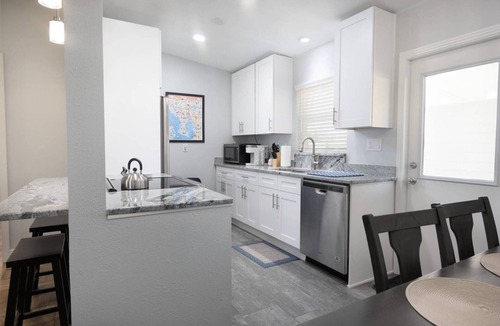 Temple Crest House | Family-Ready Gem Near Busch Gardens | Pet-Friendly | Fenced Yard | Remote Work Haven |3 Miles to USF