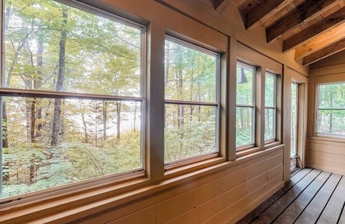 Wayne Cabin | Fantastic retreat close to lake with nearby boat access & private beach - dog OK
